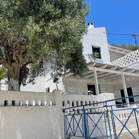 Charming Two Bedroom Fisherman's House On Kea * Korissia (Kea)